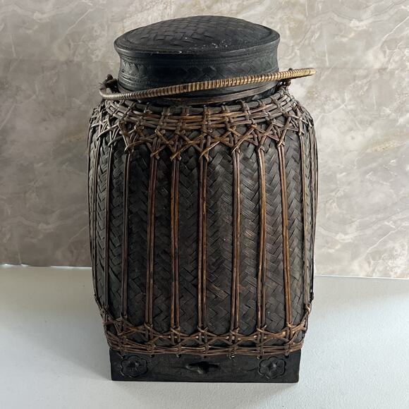 Vintage Lidded Rice Basket With Handle Pedestal 13.5